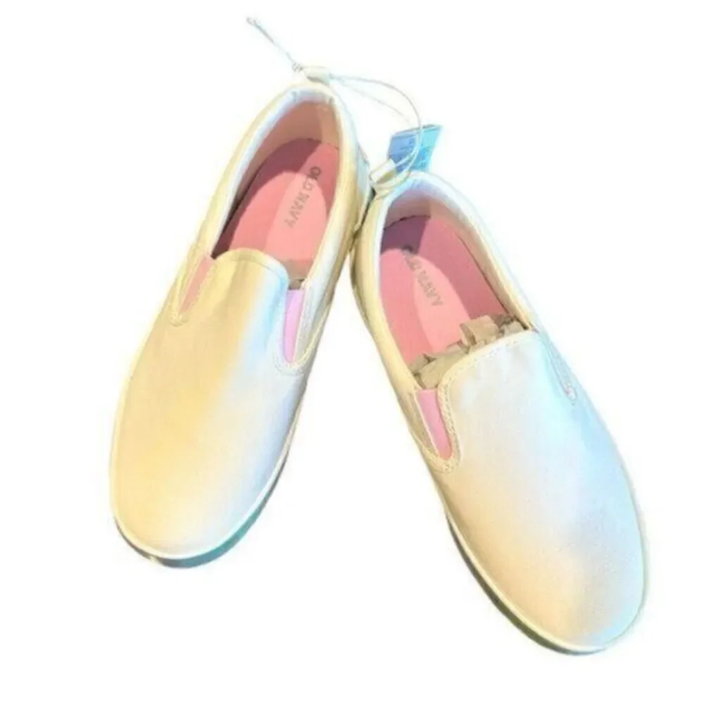 NWT Girls White Slip On Shoes trimmed in pink and green Loafers School- Size 5